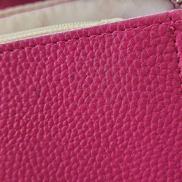 Wallet Thirty-One wallet pebble faux leather zip coin cash cards chic magenta - Picture 12 of 16